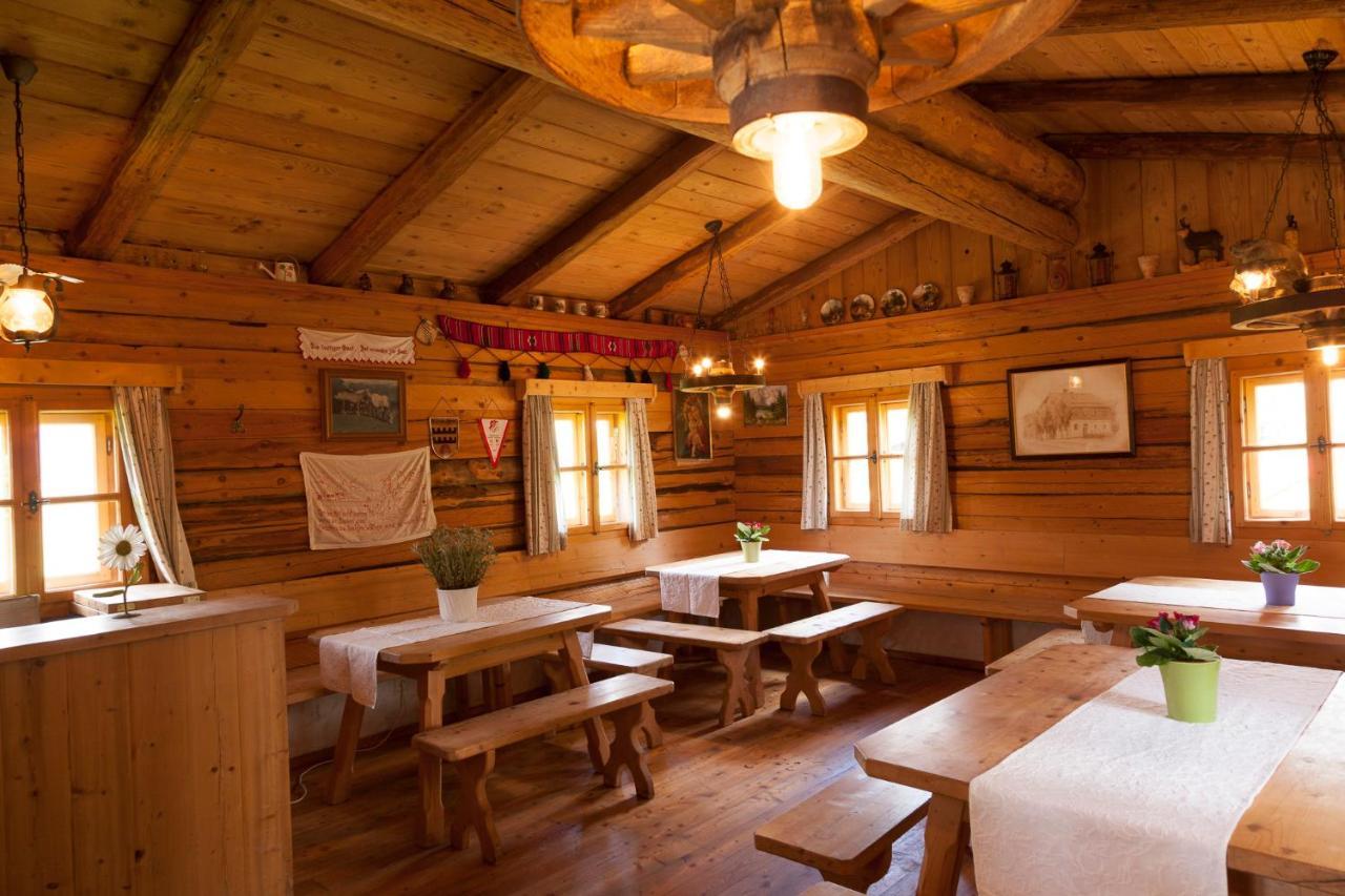 Urlaubsland Sonnfeld Apartment Flachau Bagian luar foto