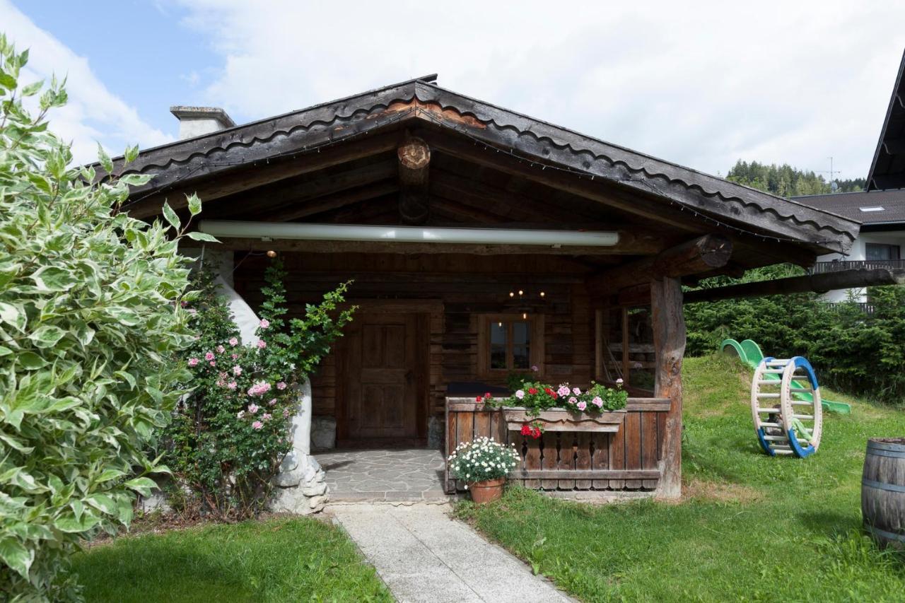 Urlaubsland Sonnfeld Apartment Flachau Bagian luar foto