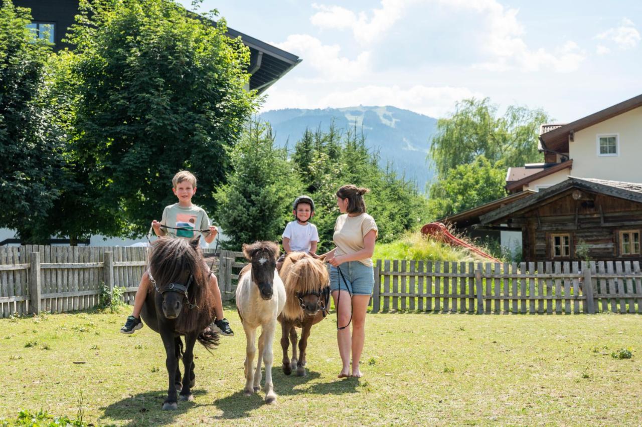 Urlaubsland Sonnfeld Apartment Flachau Bagian luar foto